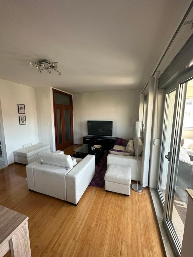Luxury Aparment Blossom 모스타르 외부 사진